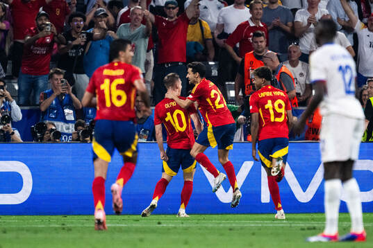 Daniel Olmo and Alejandro Grimaldo of Spain celebrate