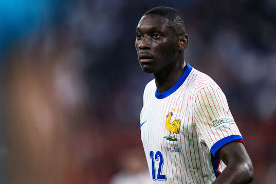 Randal Kolo Muani of France
