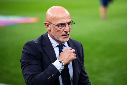 Head coach Luis De La Fuente of Spain