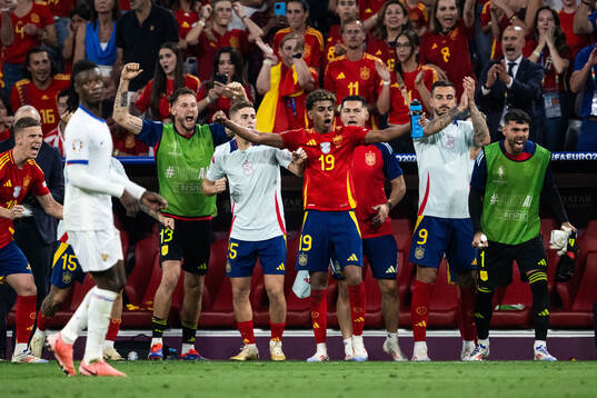 Lamine Yamal of Spain celebrates