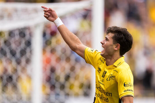 Besfort Zeneli of Elfsborg celebrates