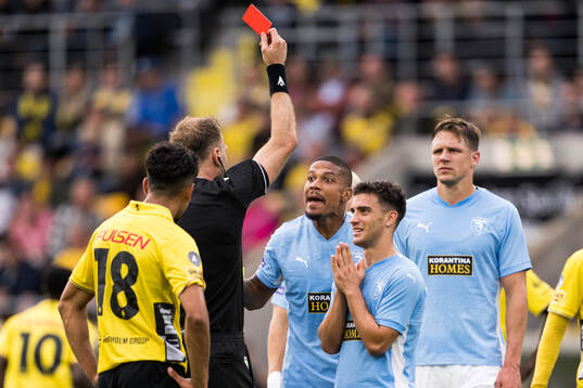 Matias German Melluso of Pafos receives a red card from
