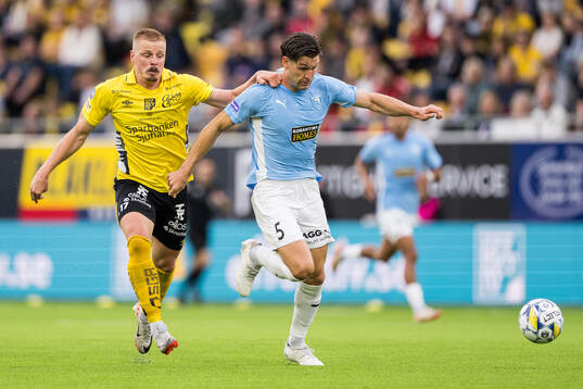 Per Frick of Elfsborg and David Goldar Gomez of Pafos
