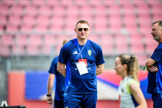 Of the Swedish women's national football team at a training