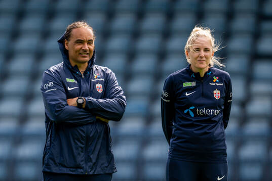 Assistant coach Lee Skyrme and head coach Gemma Grainger of