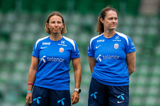 Doctor Elle Marja Heatta-Speicher and physio Margareta
