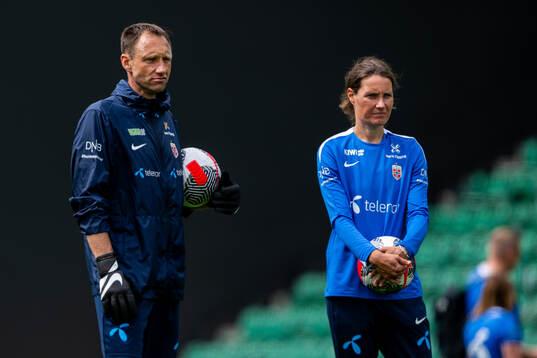 Goalkeeper coach Terje Skjeldestad and assistant coach