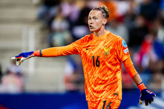 Goalkeeper Maelle Lakrar of France