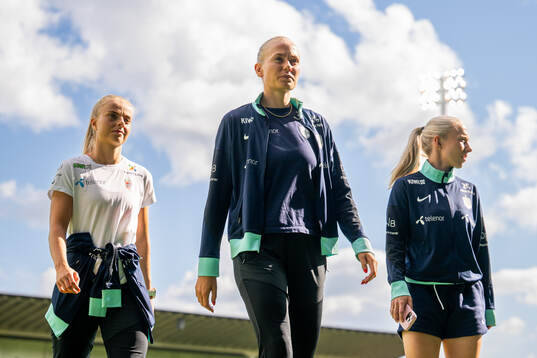 Emilie Woldvik, Guro Bergsvand and Thea Bjelde of Norway