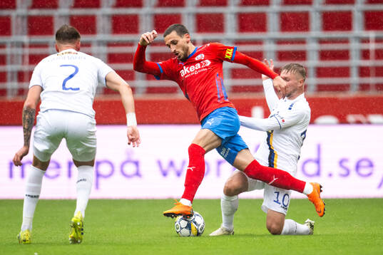 Helsingborgs Arian Kabashi och Köges Erkan Semovski