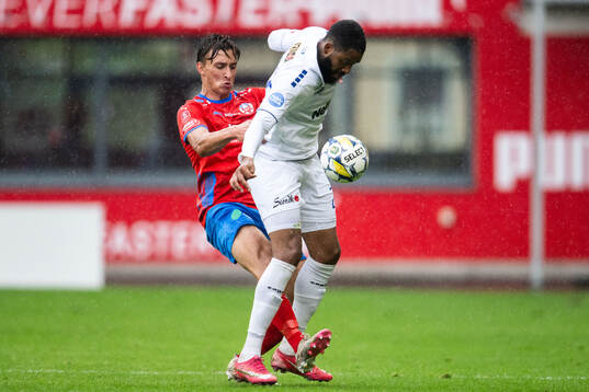 Helsingborgs Wilhelm Nilsson och Köges Jafar Arias