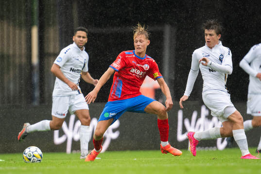 Helsingborgs Alvin Nordin och Köges Mike Jensen