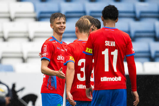 Helsingborgs Adrian Svanbäck jublar