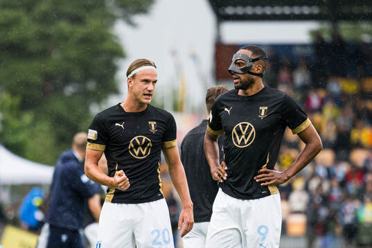 Malmö FFs Erik Botheim och Isaac Kiese Thelin