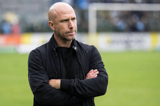 Malmö FFs tränare Henrik Rydström deppar