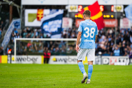 Malmö FFs Hugo Bolin deppar