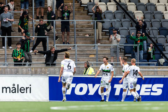 GAIS Axel Henriksson jublar