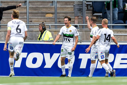 GAIS Axel Henriksson jublar