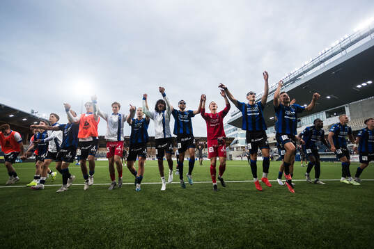 Sirius spelare jublar
