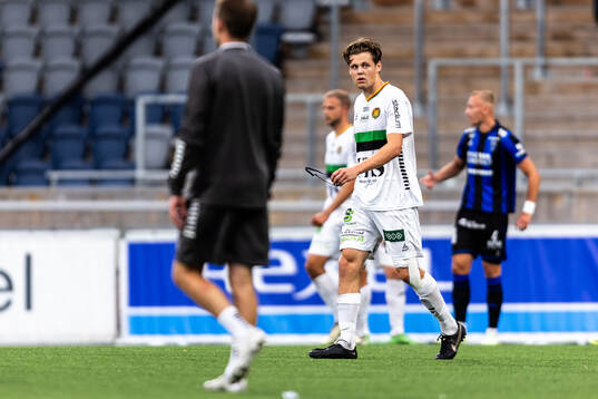 GAIS Axel Henriksson deppar