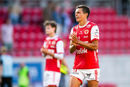 Kalmars Romario Pereira Sipiao deppar