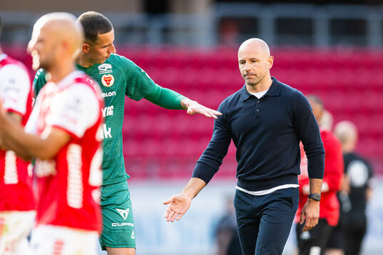 Kalmars målvakt Samuel Brolin och tränare Stefan Larsson