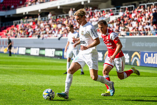 Brommapojkarnas Alexander Jensen och Kalmars Simon Skrabb