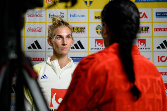 Sofia Jakobsson is being interviewed