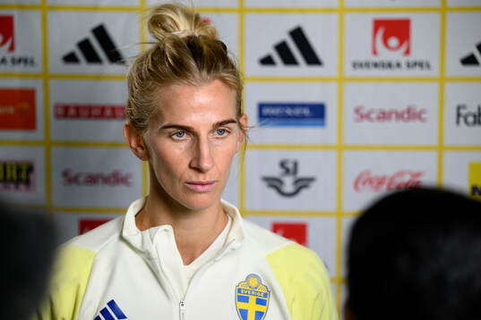 Sofia Jakobsson is being interviewed
