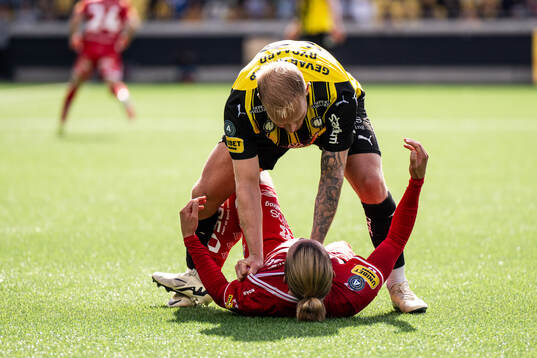 Häckens Mikkel Rygaard Jensen och Elfsborgs Niklas Hult