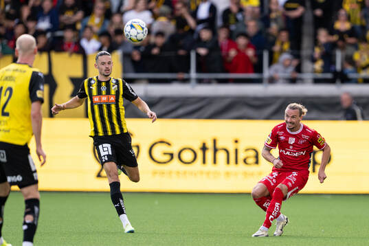 Häckens Amor Layouni och Elfsborgs Niklas Hult