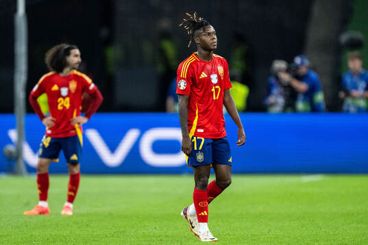 Nicholas Williams of Spain looks dejected