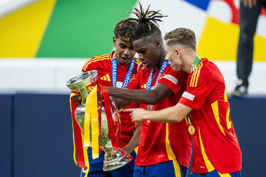 Lamine Yamal, Nicholas Williams and Fermin Lopez Marin of