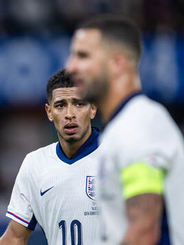 Jude Bellingham of England looks dejected