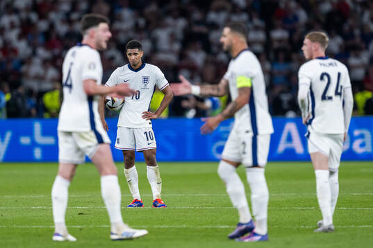 Jude Bellingham of England looks dejected