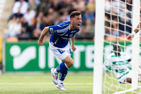 IFK Norrköpings Vito Hammershöy-Mistrati jublar