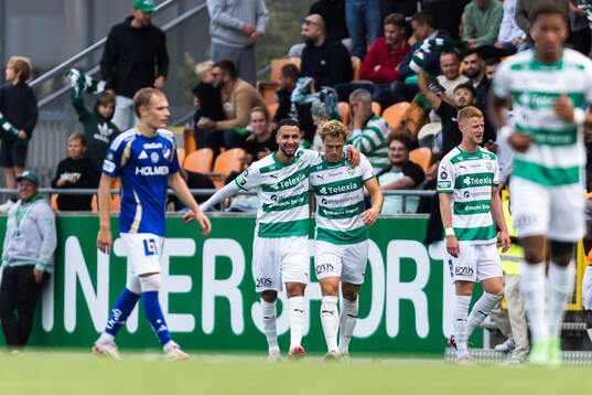 Västerås Herman Magnusson jublar med Abdelrahman Boudah