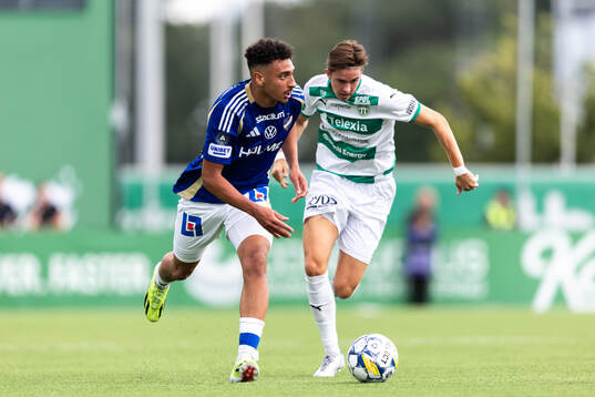 IFK Norrköpings Moutaz Neffati och Västerås Max Larsson