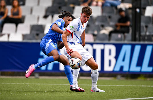Lorenzo Anghelè of Italy in action against Filippo Mane of