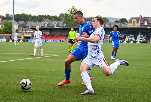Vittorio Magni of Italy in action against Edvin Austbø of
