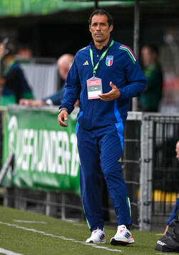 Italy head coach Bernardo Corradi