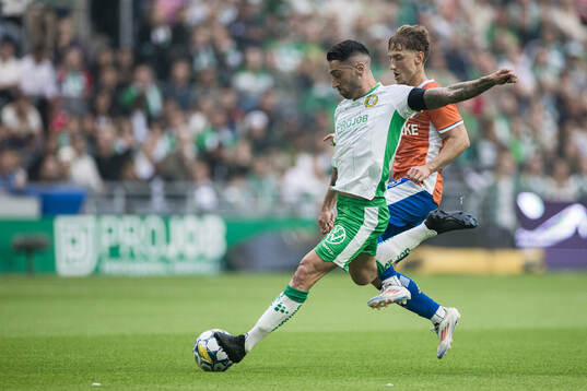 Hammarbys Nahir Besara och IFK Göteborgs Arbnor Mucolli