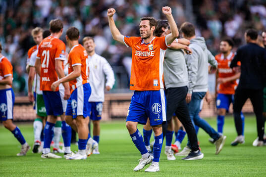 IFK Göteborgs Emil Salomonsson jublar