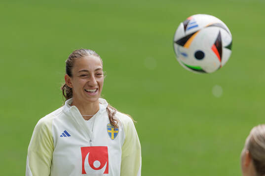 Rusul Rosa Kafaji of the Swedish women's national football
