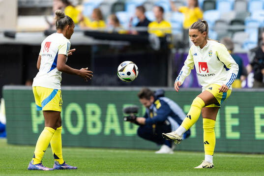 Madelen Janogy and Johanna Rytting Kaneryd of Sweden
