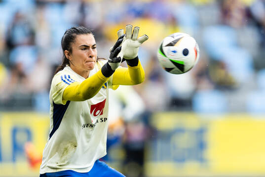 Goalkeeper Zecira Musovic of Sweden