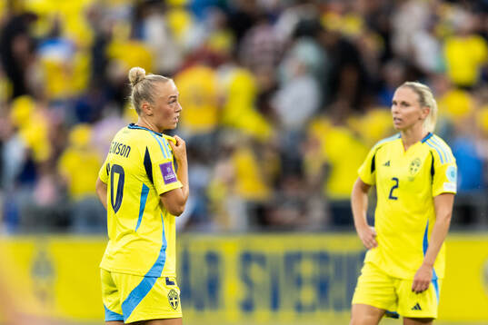 Hanna Bennison and Jonna Andersson of Sweden look dejected
