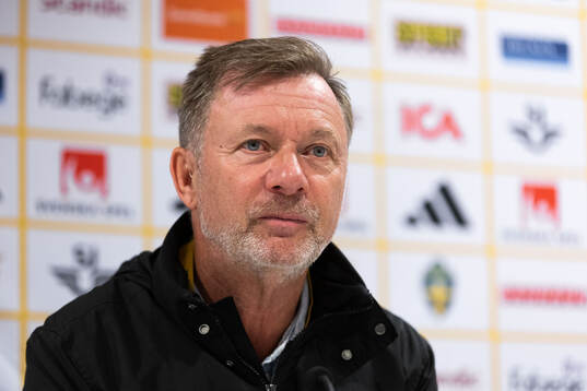 Head coach Peter Gerhardsson of Sweden