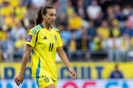 Rusul Rosa Kafaji of Sweden looks dejected