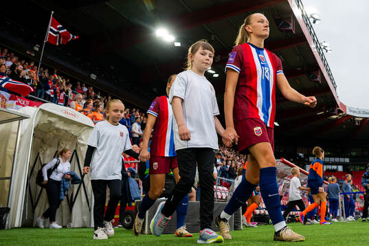 Frida Maanum of Norway enters the pitch